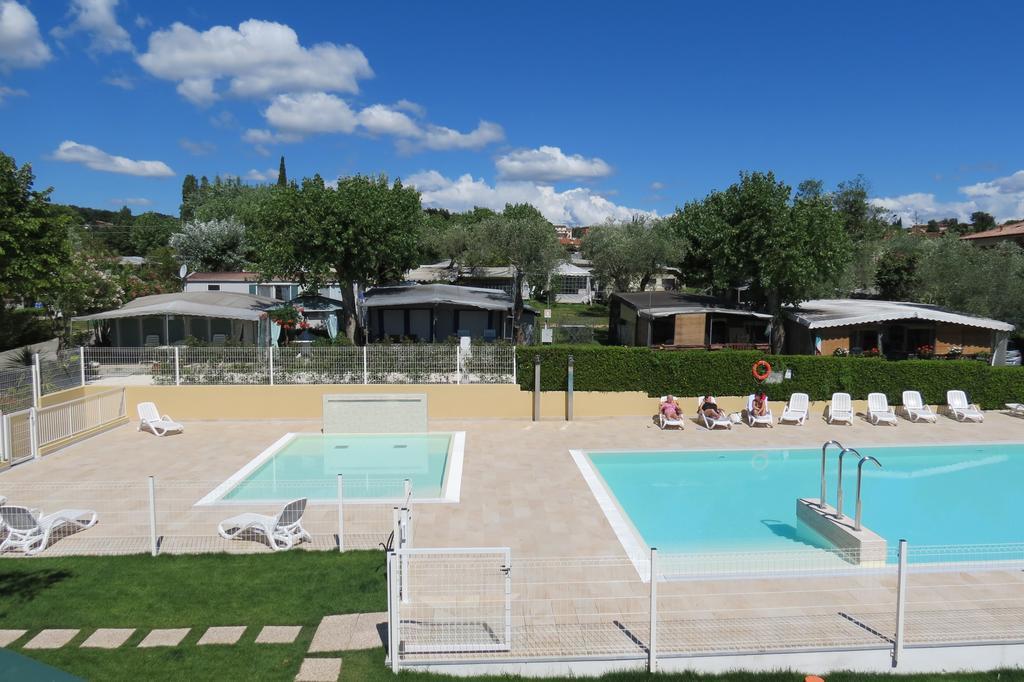 Camping San Michele Hotel Moniga del Garda Buitenkant foto