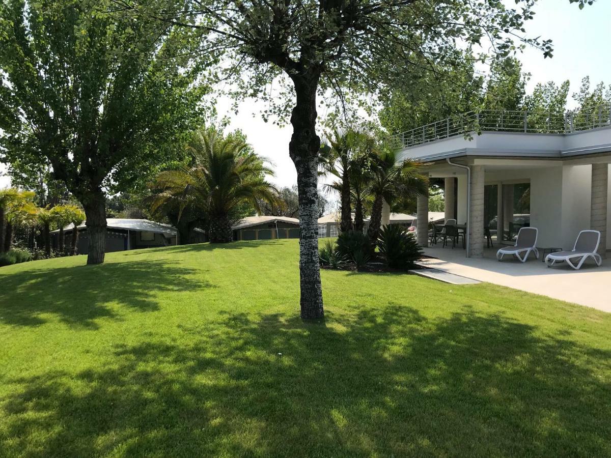 Camping San Michele Hotel Moniga del Garda Buitenkant foto